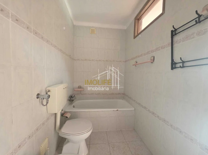 Moradia T1 para Venda em Cabeção Foto 15