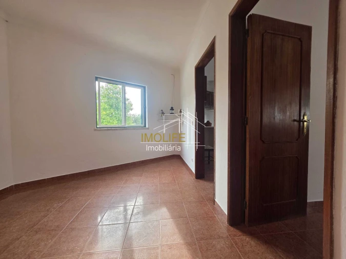 Moradia T1 para Venda em Cabeção Foto 11