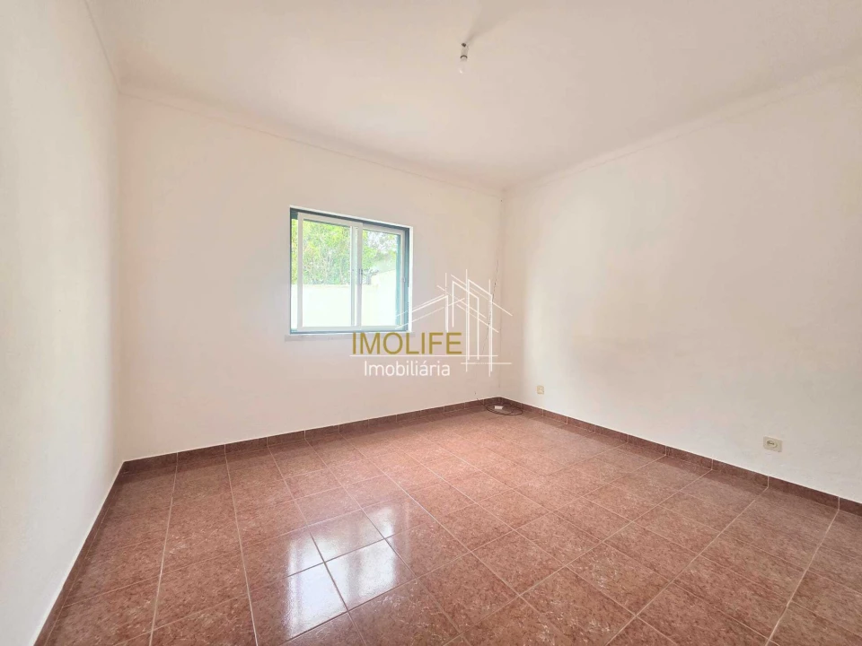 Moradia T1 para Venda em Cabeção Foto 20