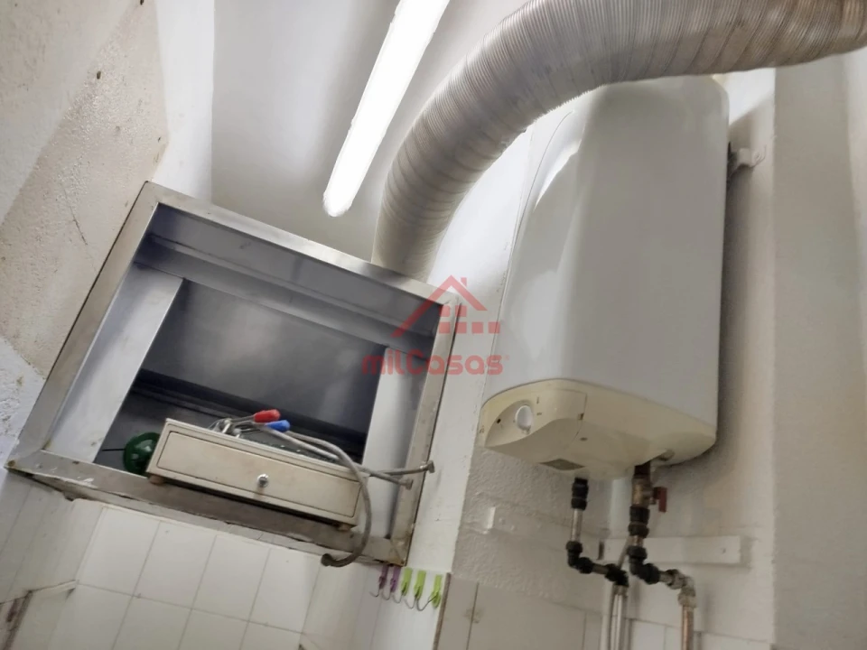 Loja para Arrendamento em Lumiar Foto 9