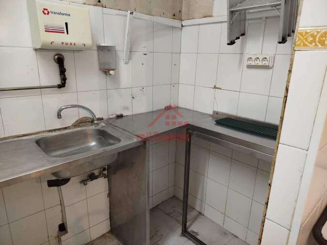 Loja para Arrendamento em Lumiar Foto 10