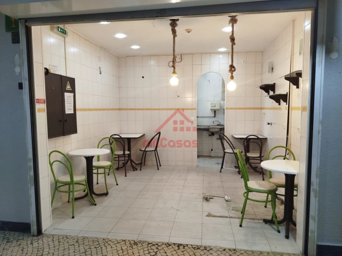 Loja para Arrendamento em Lumiar Foto 31