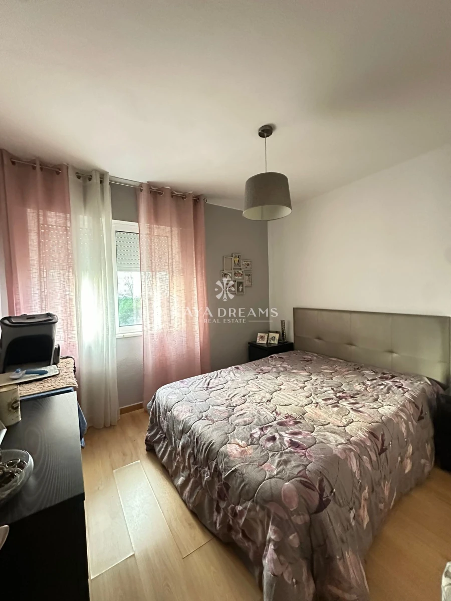 Apartamento T3 para Venda em Santo António dos Cavaleiros e Frielas Foto 10