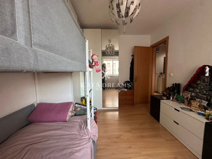 Apartamento T3 para Venda em Santo António dos Cavaleiros e Frielas Foto 13