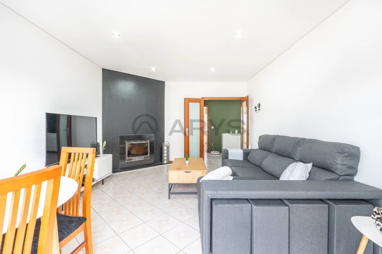 Apartamento T3 para Venda em Loureira Foto 8