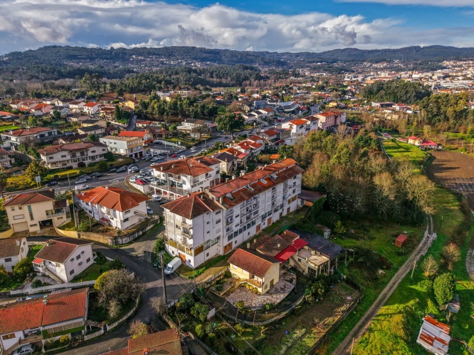 Apartamento T3 para Venda em Loureira Foto 16