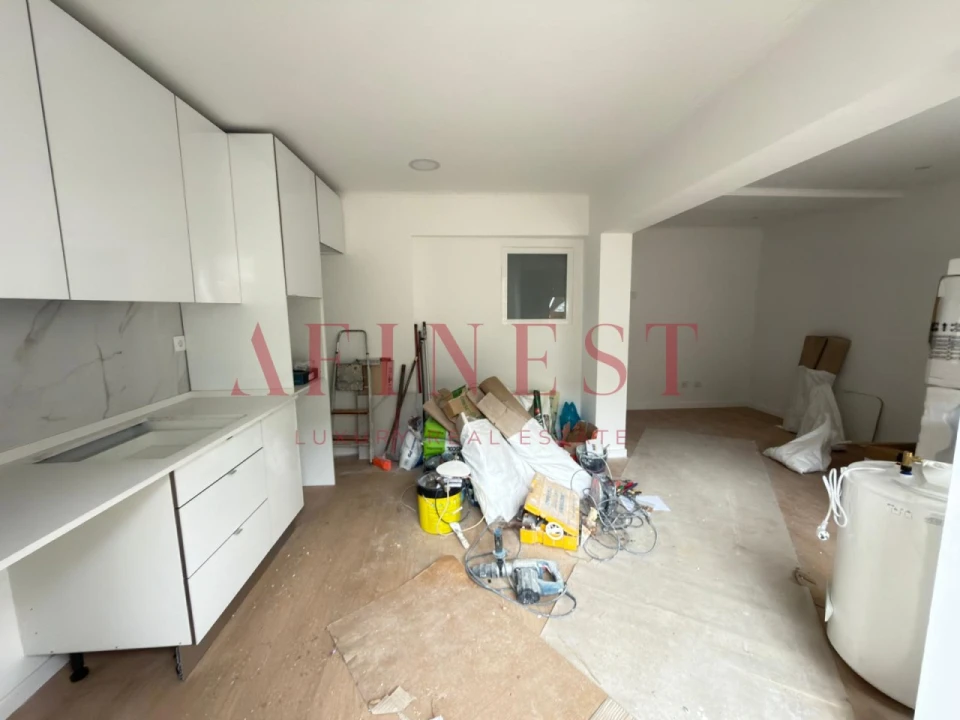 Apartamento T2 para Venda em Venteira Foto 3