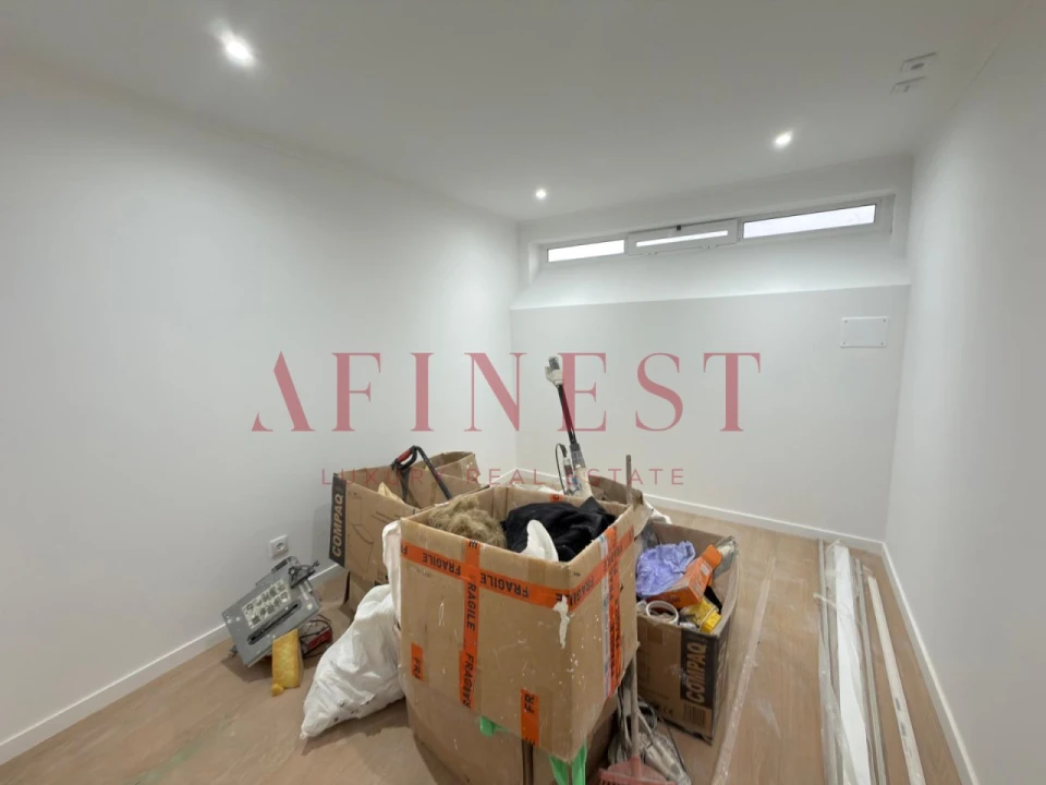 Apartamento T2 para Venda em Venteira Foto 15