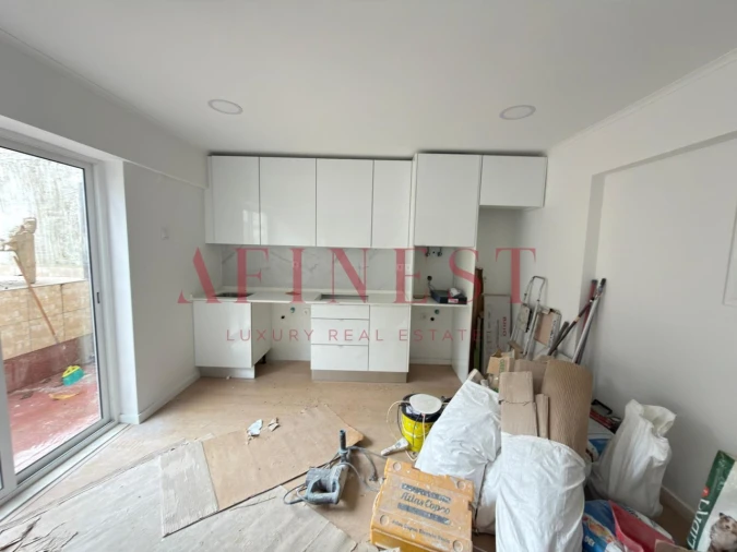 Apartamento T2 para Venda em Venteira Foto 9