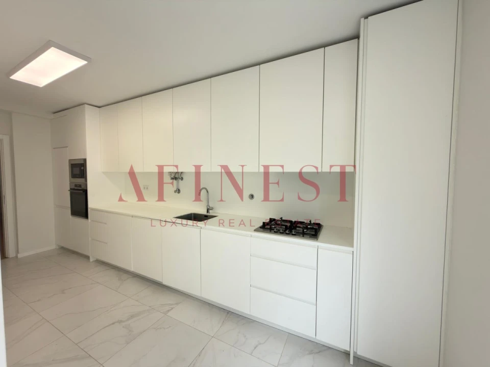 Apartamento T1 para Venda em Cascais e Estoril Foto 3