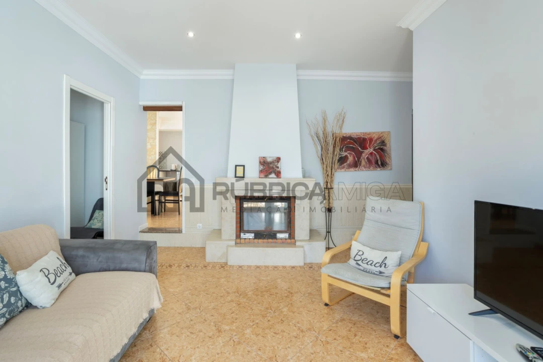 Moradia T4 para Venda em Moncarapacho e Fuseta Foto 5