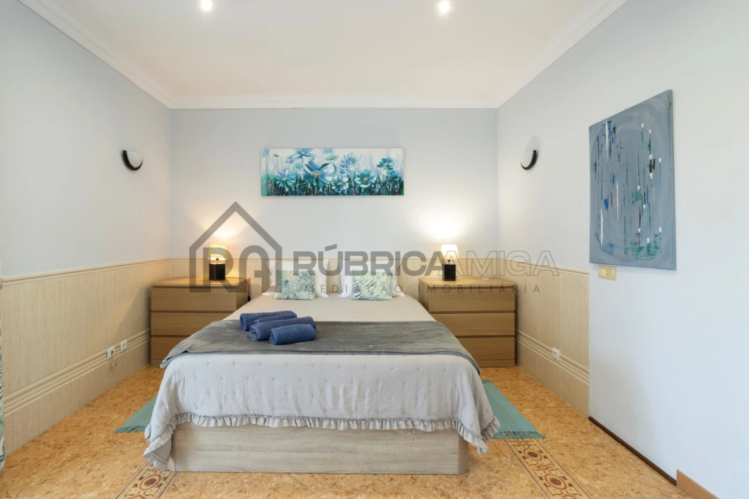 Moradia T4 para Venda em Moncarapacho e Fuseta Foto 15