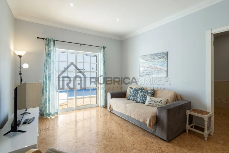 Moradia T4 para Venda em Moncarapacho e Fuseta Foto 4