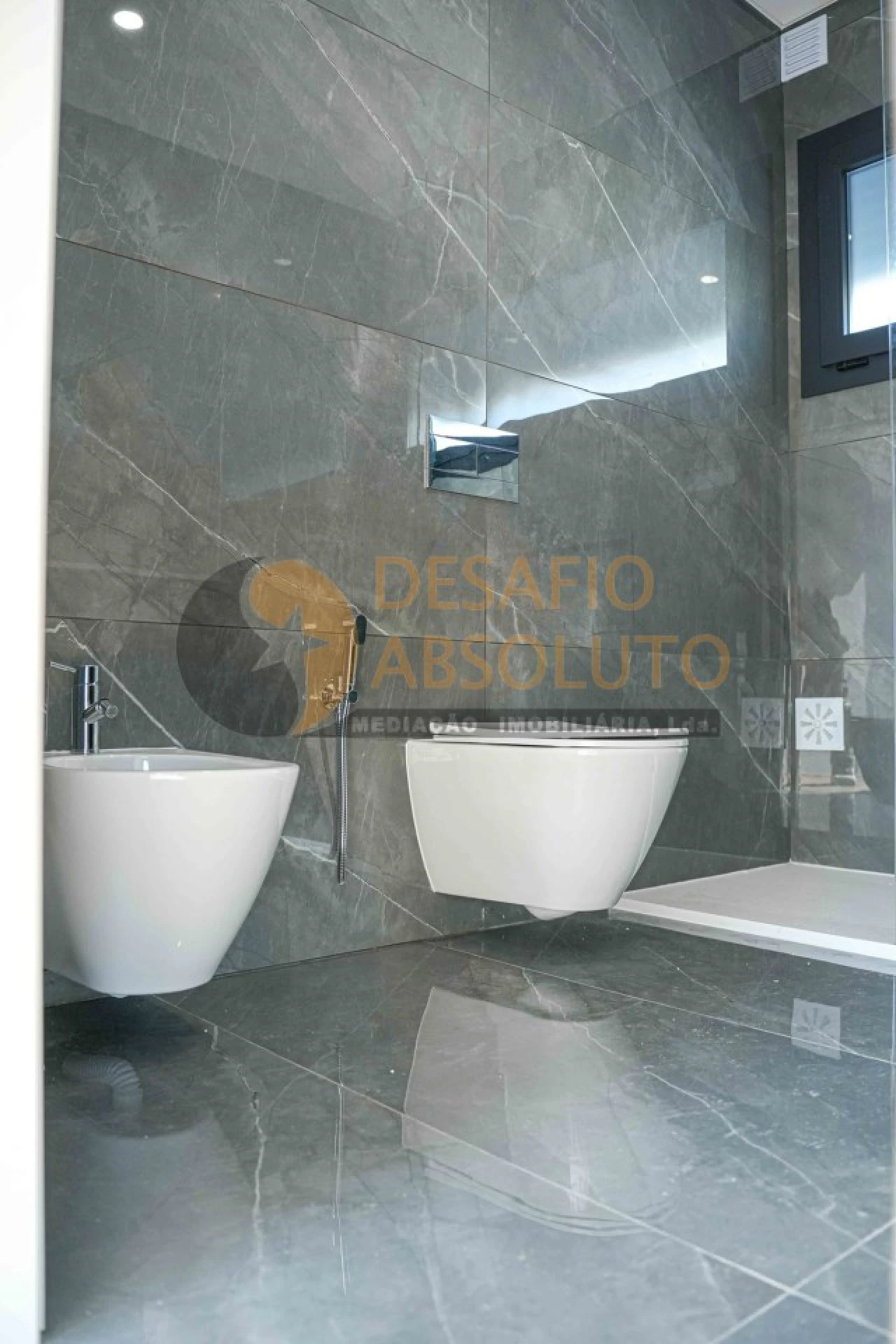 Moradia T3 para Venda em Fernao Ferro Foto 24