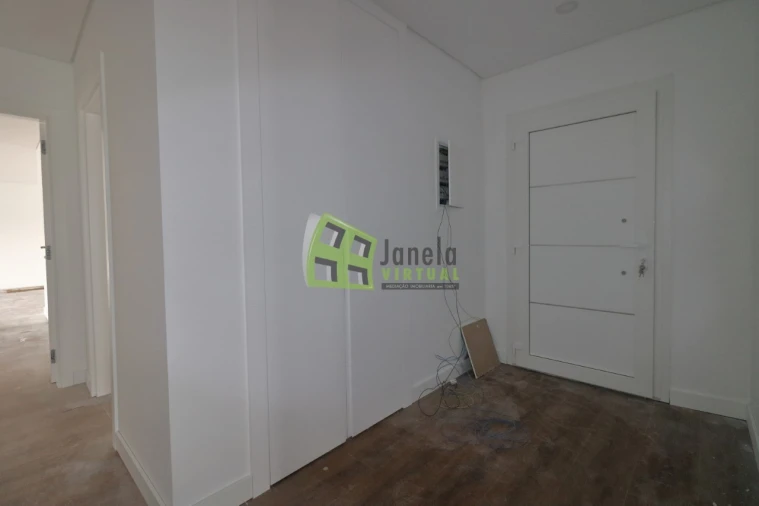 Moradia T3 para Venda em Quinta do Anjo Foto 16