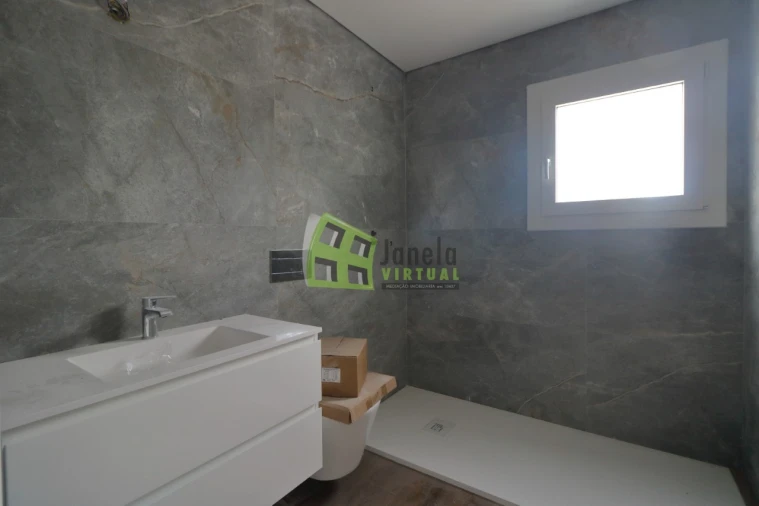 Moradia T3 para Venda em Quinta do Anjo Foto 21