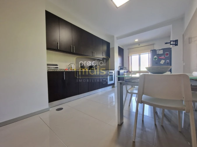 Apartamento T3 para Venda em Vila Nova de Famalicão e Calendário Foto 2