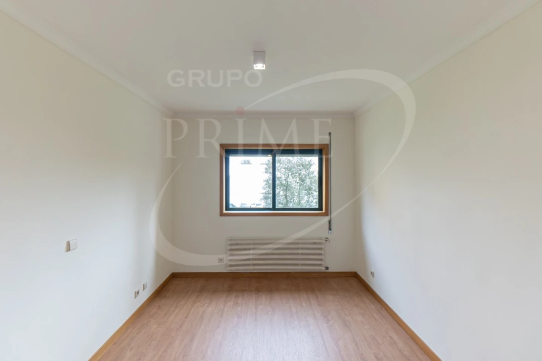 Apartamento T3 para Arrendamento em Aldoar, Foz do Douro e Nevogilde Foto 20