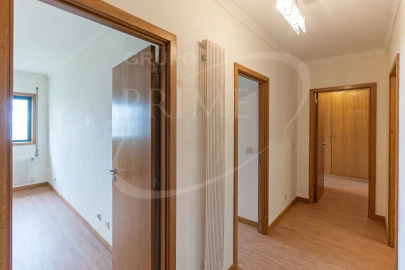 Apartamento T3 para Arrendamento em Aldoar, Foz do Douro e Nevogilde