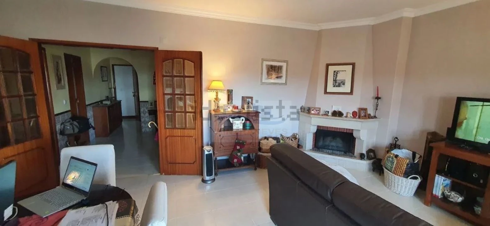 Apartamento T3 para Venda em Algueirão-Mem Martins Foto 1