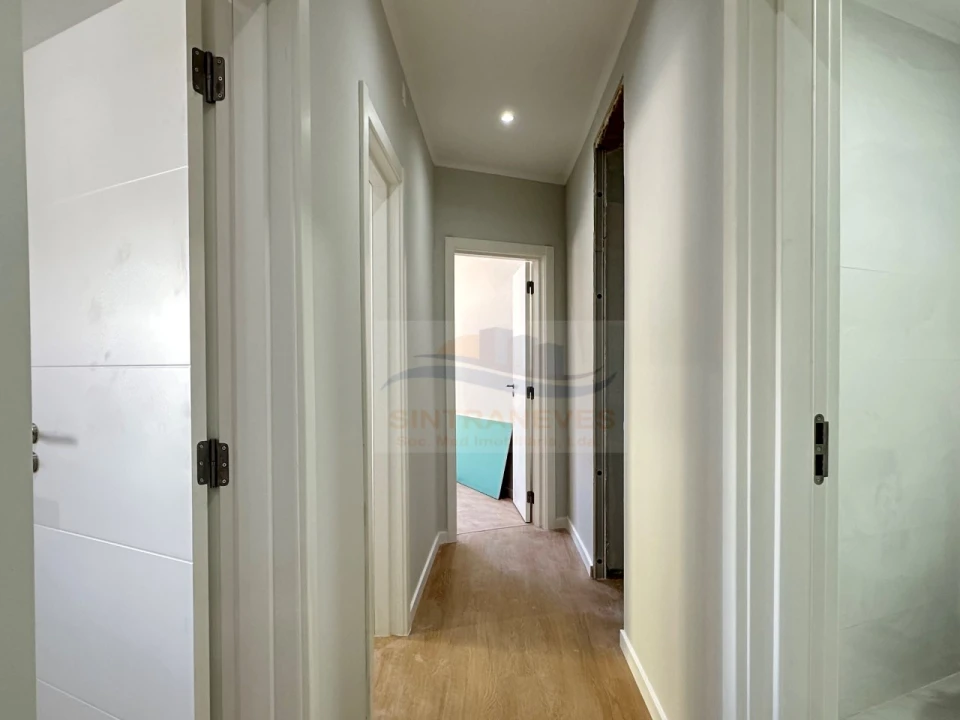 Apartamento T2 para Venda em Mina de Água Foto 4