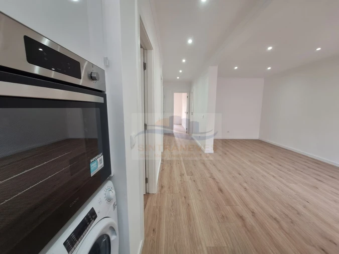Apartamento T3 para Venda em Queluz e Belas Foto 8