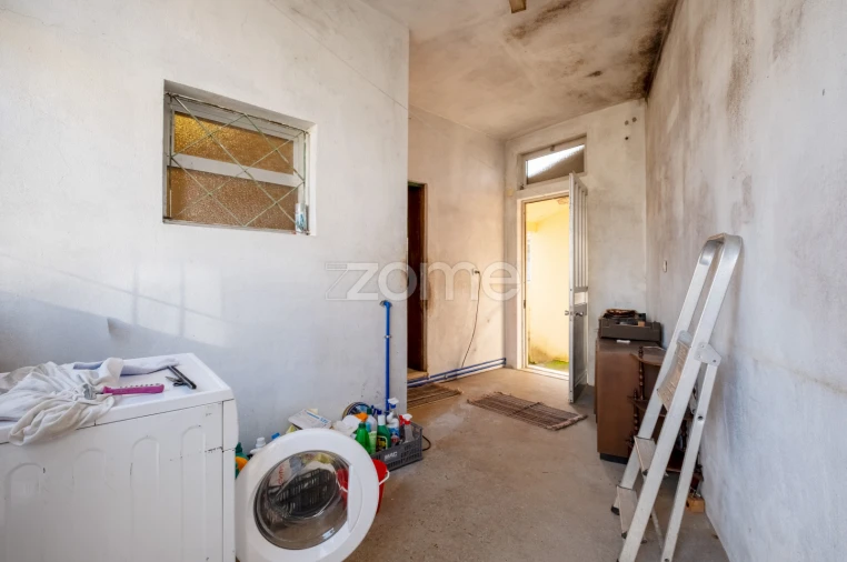 Moradia T3 para Venda em Serzedo e Perosinho Foto 27