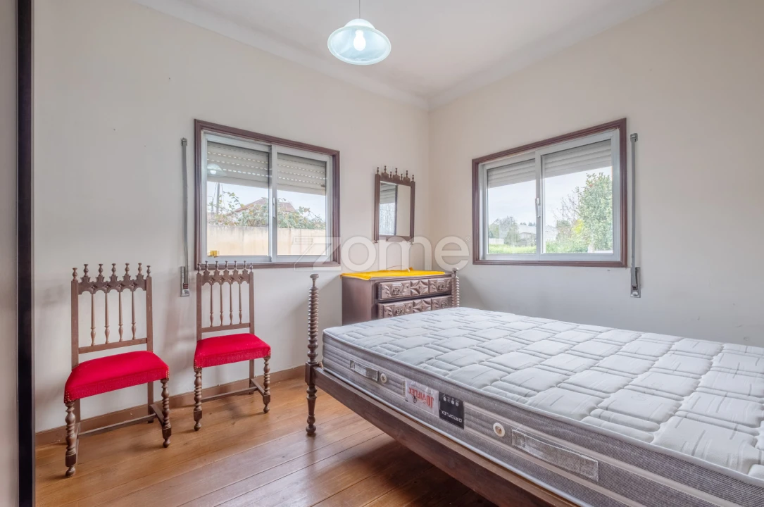 Moradia T3 para Venda em Serzedo e Perosinho Foto 9