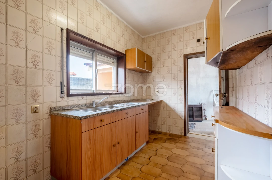 Moradia T3 para Venda em Serzedo e Perosinho Foto 17