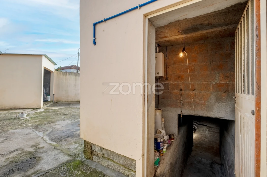 Moradia T3 para Venda em Serzedo e Perosinho Foto 32