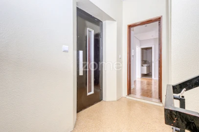 Apartamento T2 para Arrendamento em Paranhos