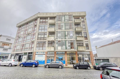 Apartamento T2 para Arrendamento em Paranhos