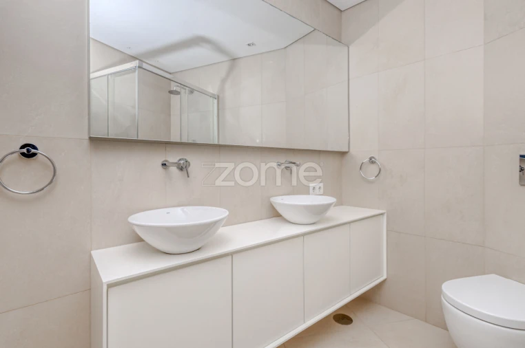 Apartamento T2 para Arrendamento em Paranhos Foto 11