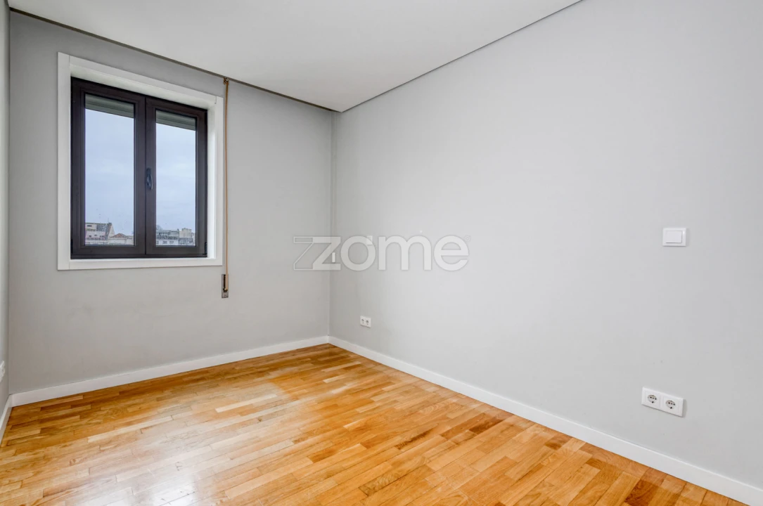 Apartamento T2 para Arrendamento em Paranhos Foto 15