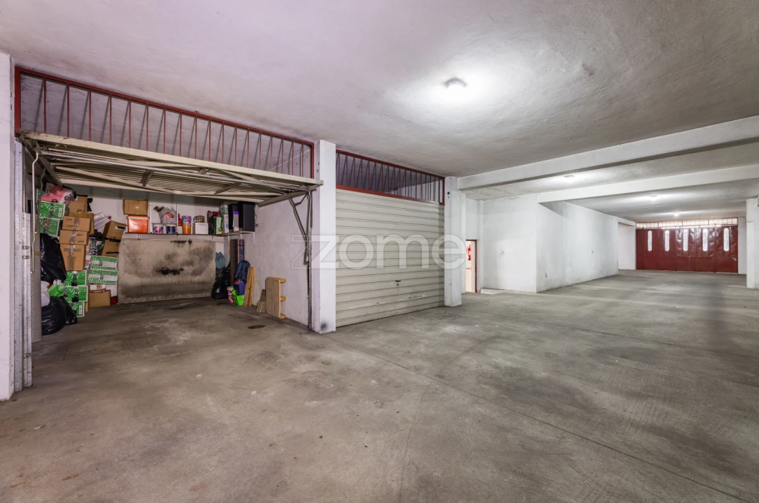 Apartamento T2 para Venda em Gualtar Foto 31