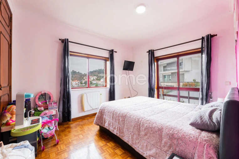 Apartamento T2 para Venda em Gualtar Foto 8