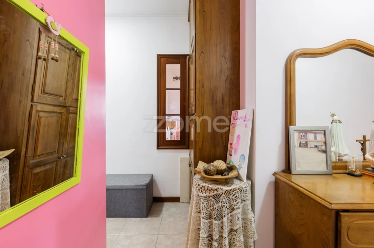 Apartamento T2 para Venda em Gualtar Foto 28