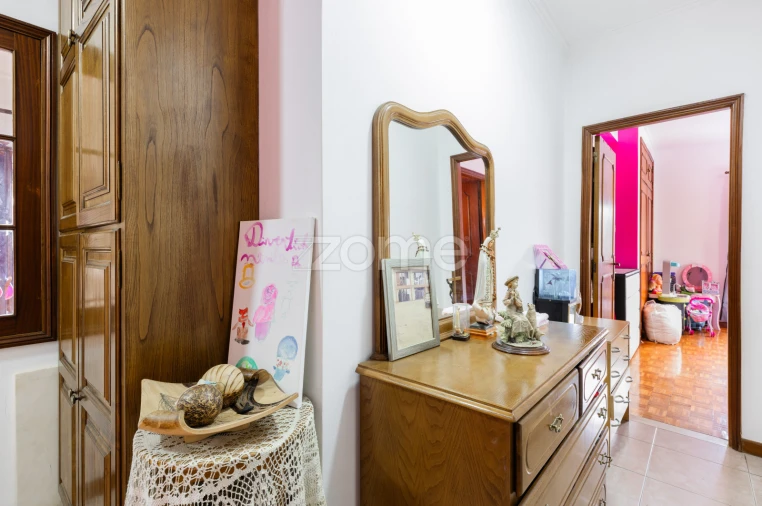 Apartamento T2 para Venda em Gualtar Foto 29