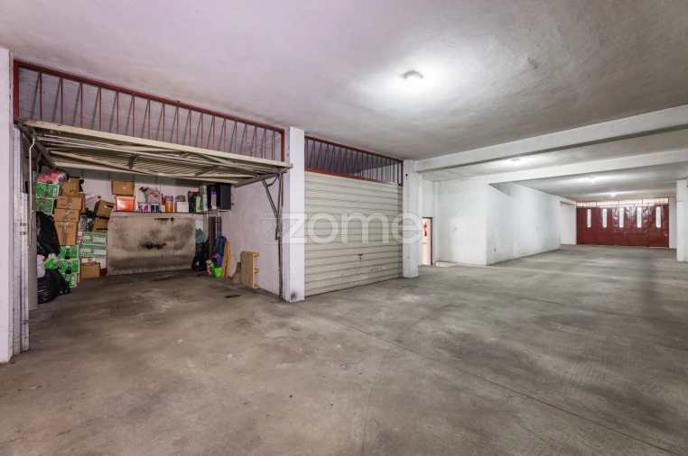 Apartamento T2 para Venda em Gualtar Foto 31