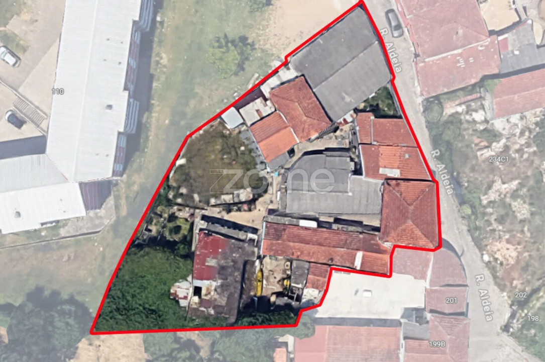 Moradia T13 para Venda em Campanhã Foto 3