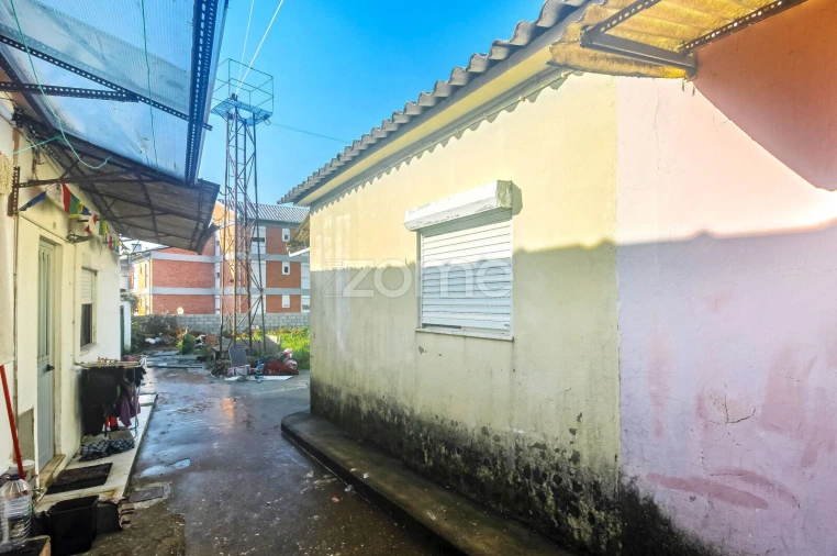 Moradia T13 para Venda em Campanhã Foto 15