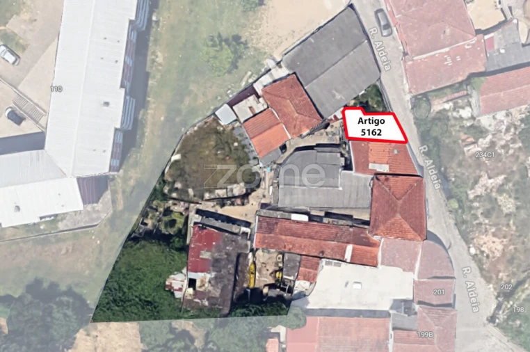 Moradia T14 para Venda em Campanhã Foto 39