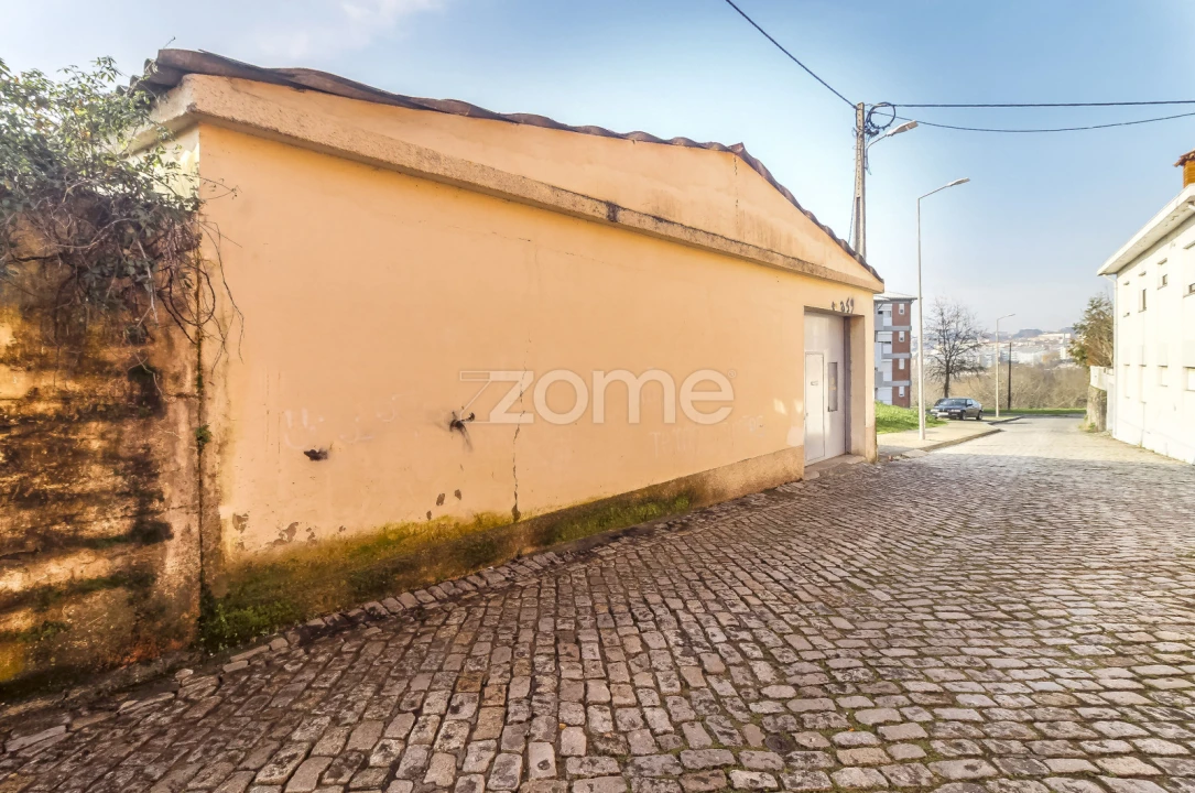 Prédio para Venda em Campanhã Foto 42