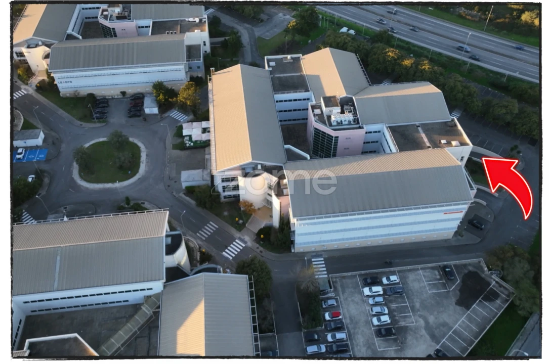 Escritório para Arrendamento em Santa Maria e São Miguel, São Martinho, São Pedro Penaferrim Foto 7
