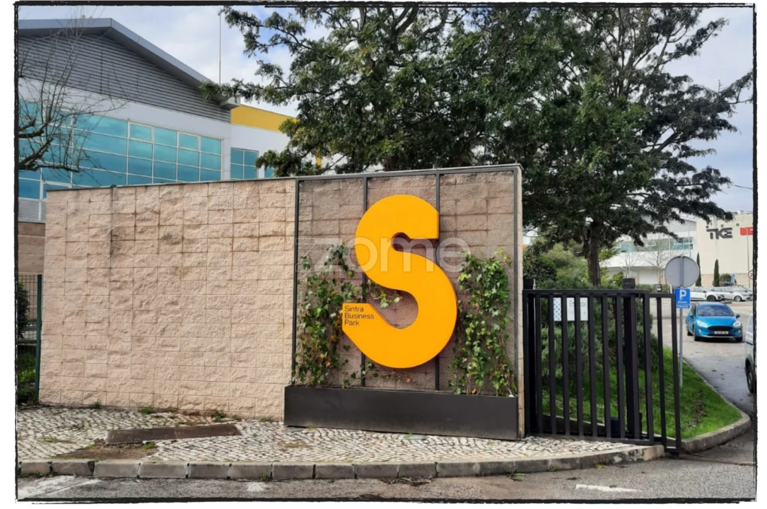 Escritório para Arrendamento em Santa Maria e São Miguel, São Martinho, São Pedro Penaferrim Foto 26