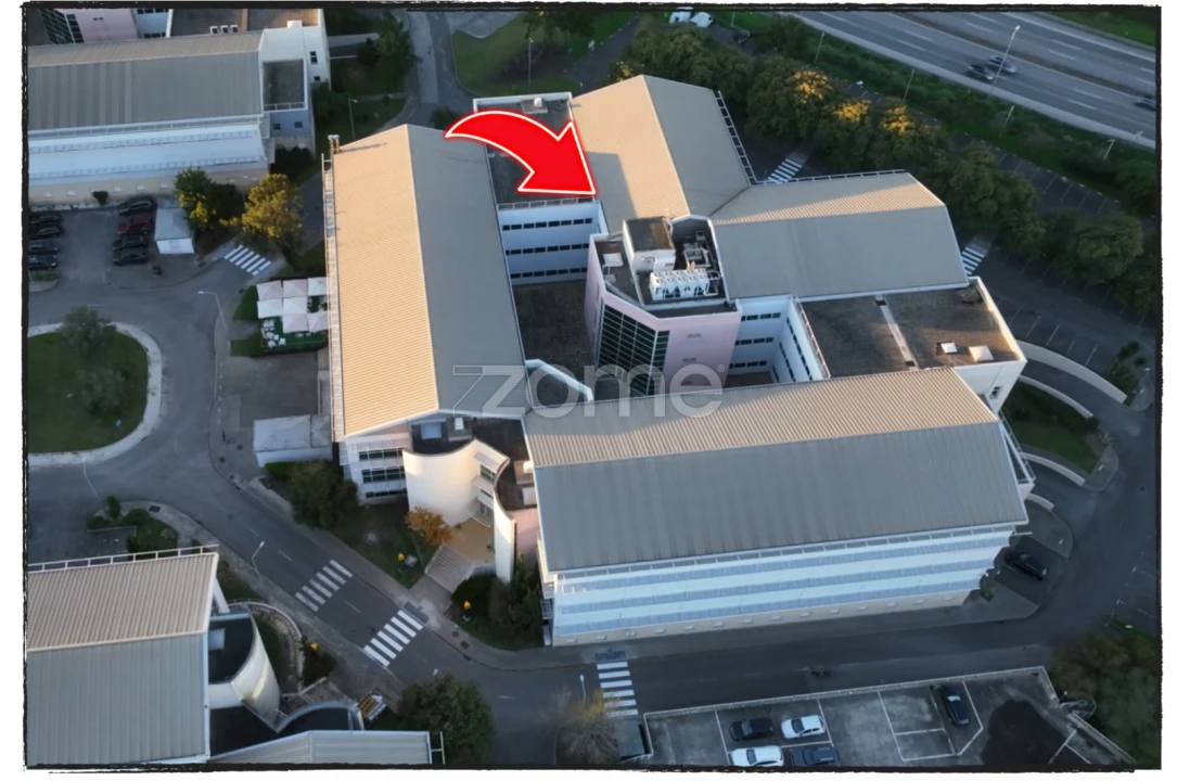 Escritório para Arrendamento em Santa Maria e São Miguel, São Martinho, São Pedro Penaferrim Foto 7