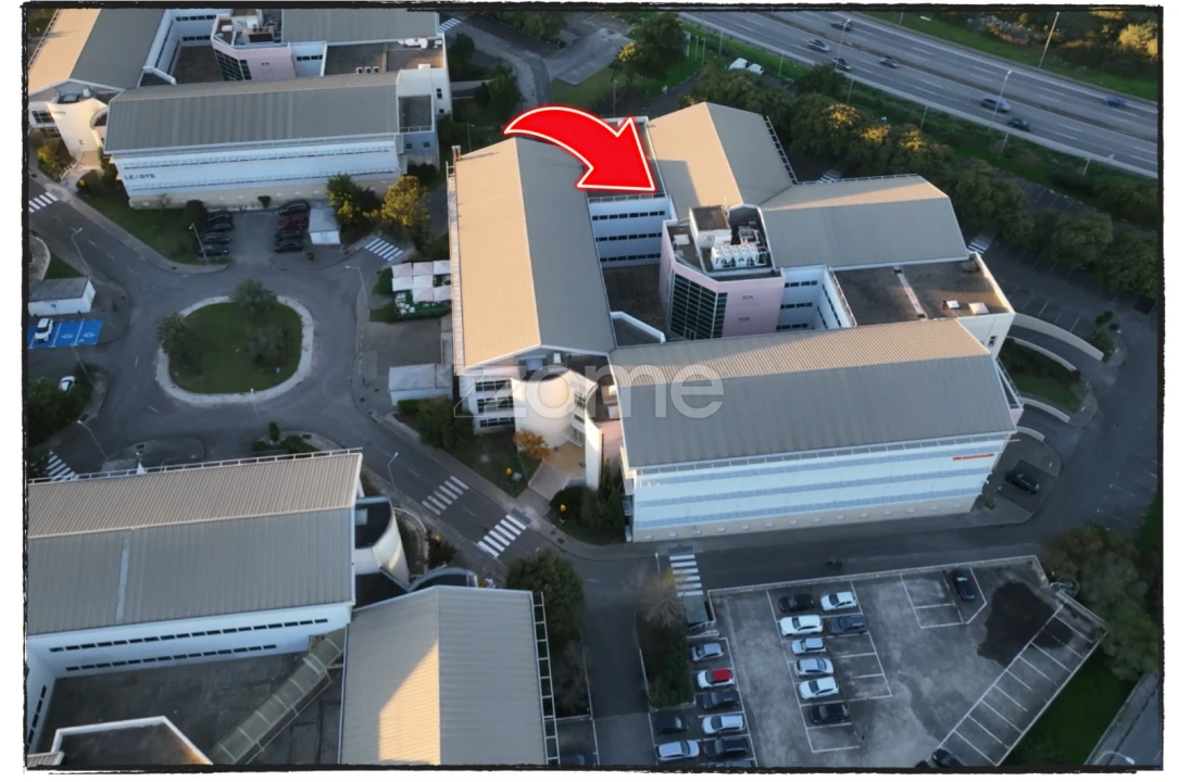 Escritório para Arrendamento em Santa Maria e São Miguel, São Martinho, São Pedro Penaferrim Foto 9