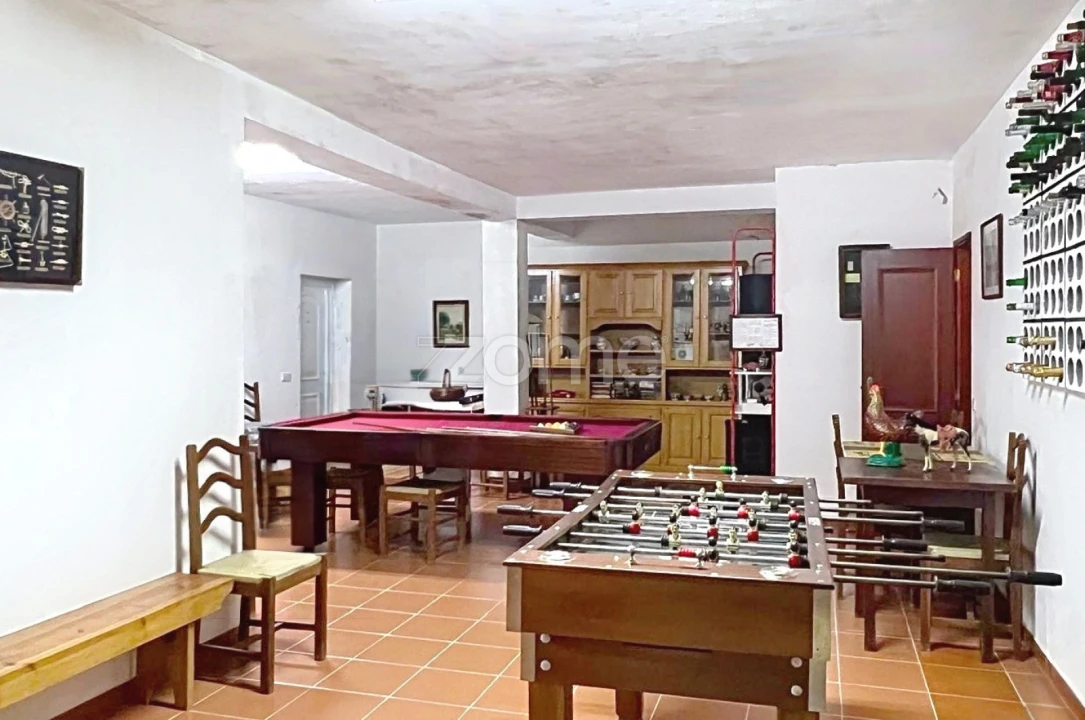 Moradia T8 para Venda em Portela do Fojo-Machio Foto 53