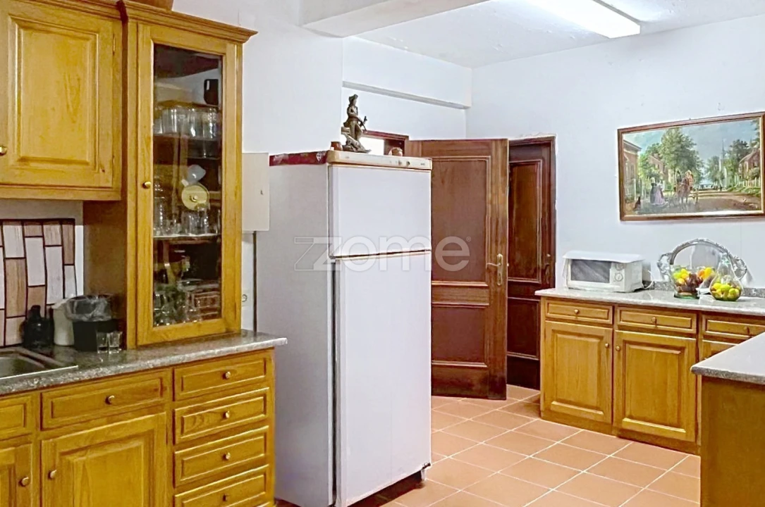 Moradia T8 para Venda em Portela do Fojo-Machio Foto 51