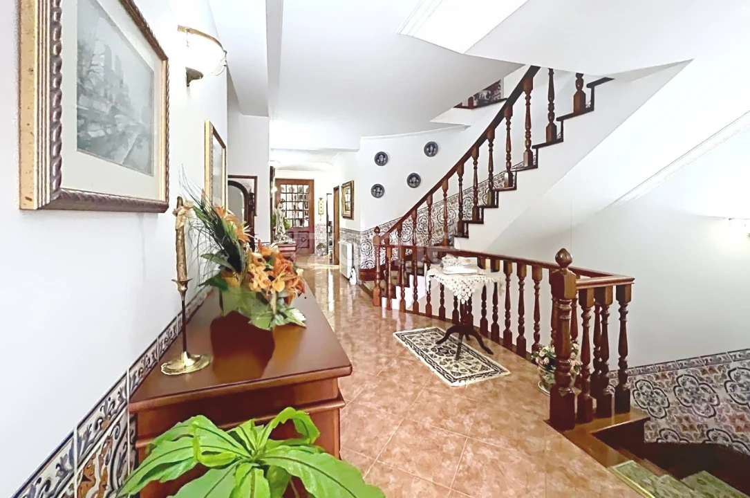 Moradia T8 para Venda em Portela do Fojo-Machio Foto 28